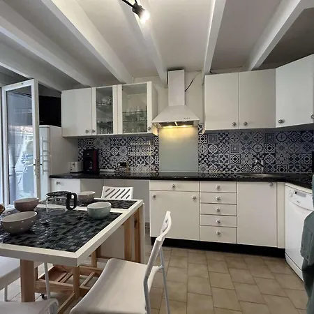 De - Type T2 Ct720-127 Apartment *